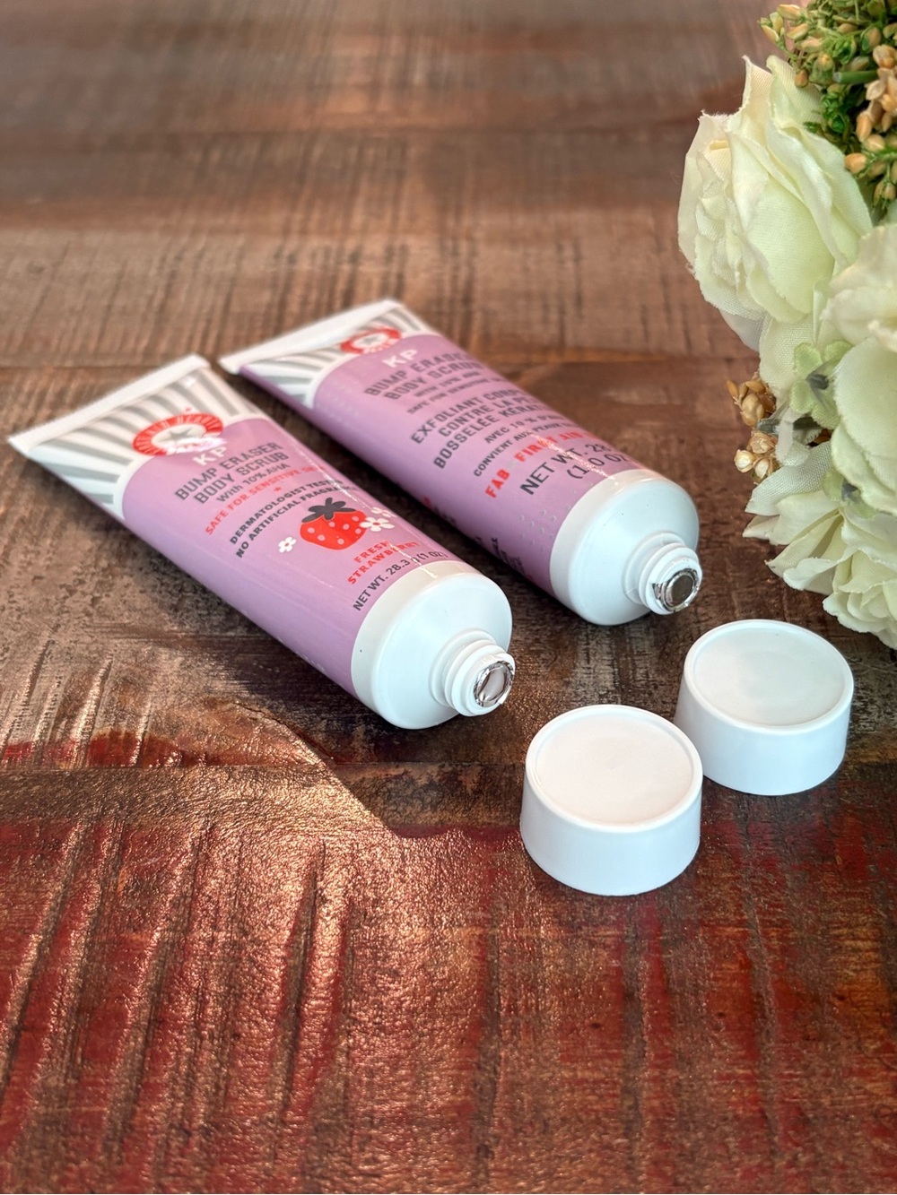 NEW First Aid Beauty KP BUMP ERASER Body Scrubs in Fresh STRAWBERRY & Original! - Picture 4 of 6